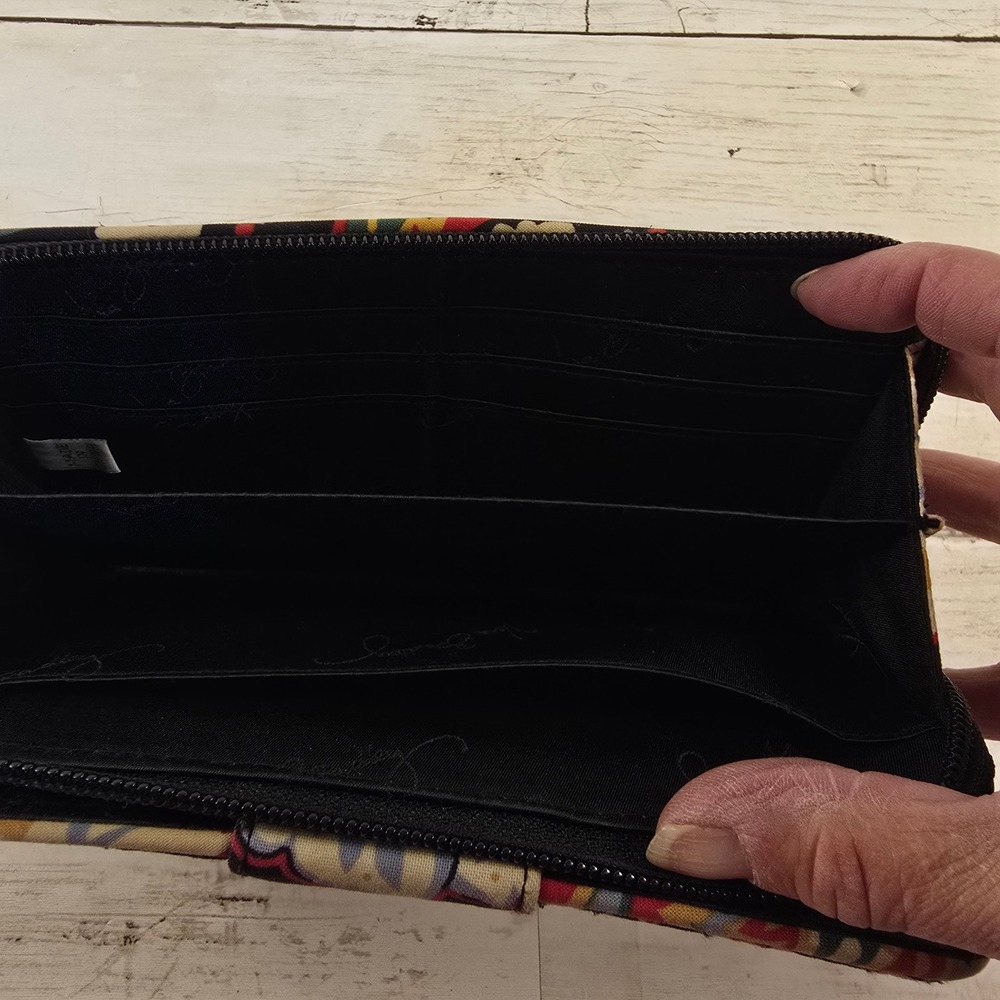 Vera Bradley Turnlock Wallet‎ Provencal Floral Quilted Cotton Black Multi Color - Picture 5 of 7